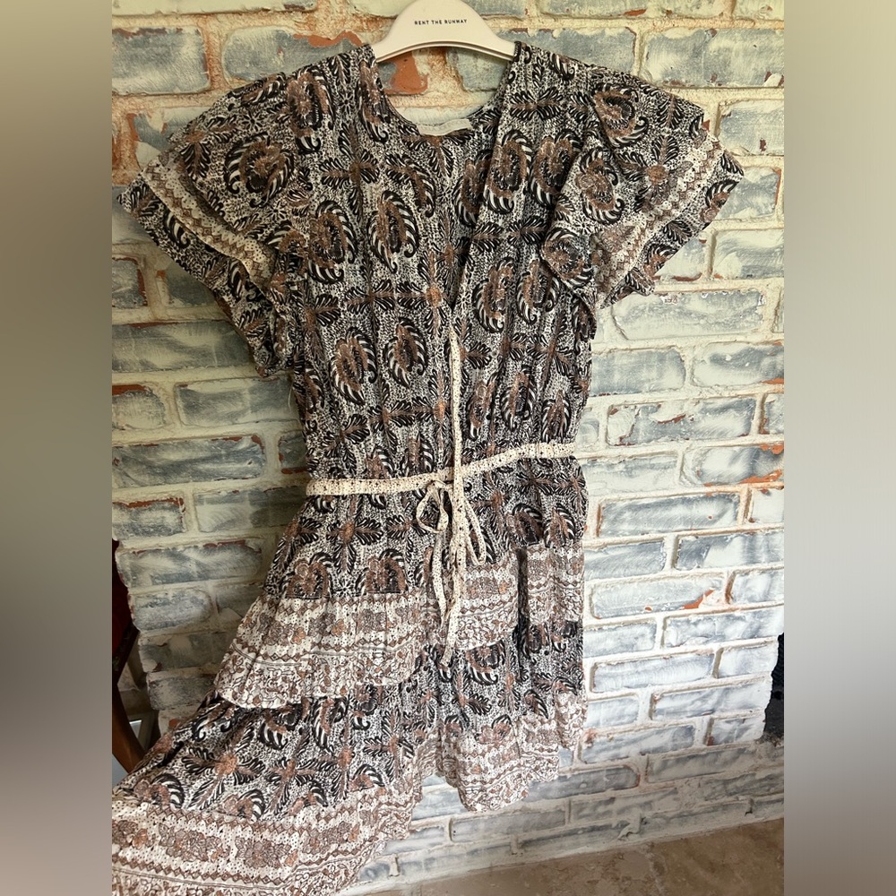 Unique Ulla Johnson dress! Beautiful colors and great condition.